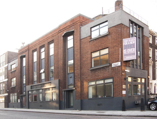 City of London Tavern, 338 City Road, Islington -,in January 2011