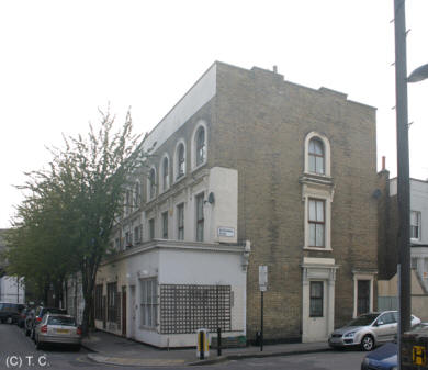 Earl Russell, 60 Isledon Road, N7 - 24th April 2010