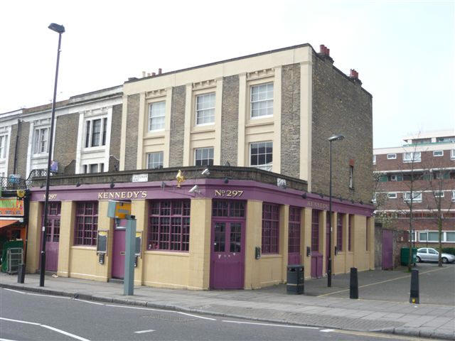 Edinburgh Castle, 297 Caledonian Road, Islington N1 - in March 2008