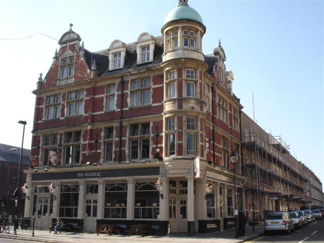 George IV, 57 Liverpool Road, N1 - in October 2007