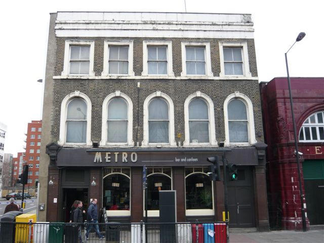 Holloway Station Hotel, 295 Holloway Road, Islington - in March 2008
