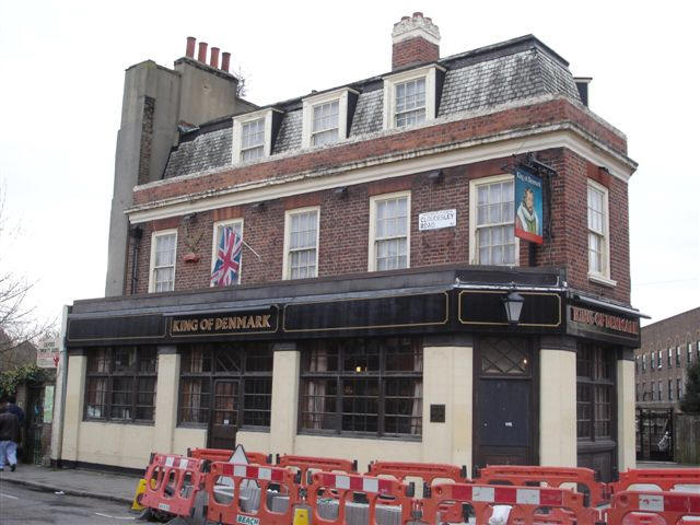 King of Denmark, 9 Cloudesley Road - in January 2007