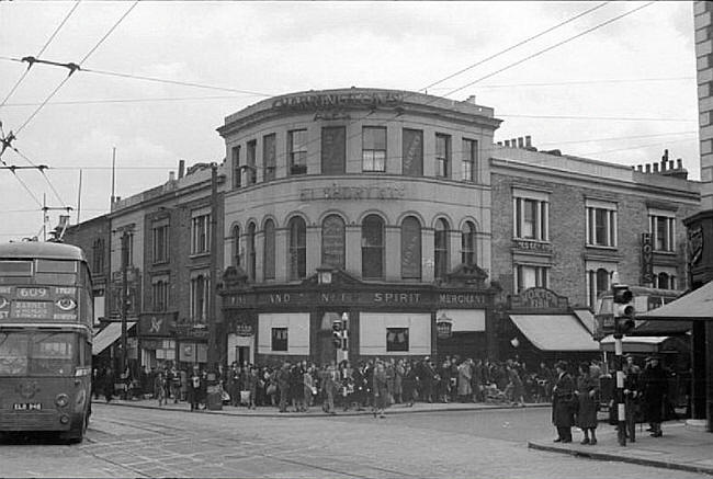 Lion, 1 Junction Road, Islington, N19