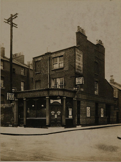 Norfolk Arms, 13 Melville Street, Islington N1