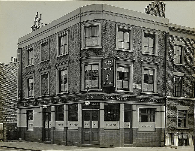 Richmond Arms, 51 Blundell Street, Caledonian Road, Islington N7