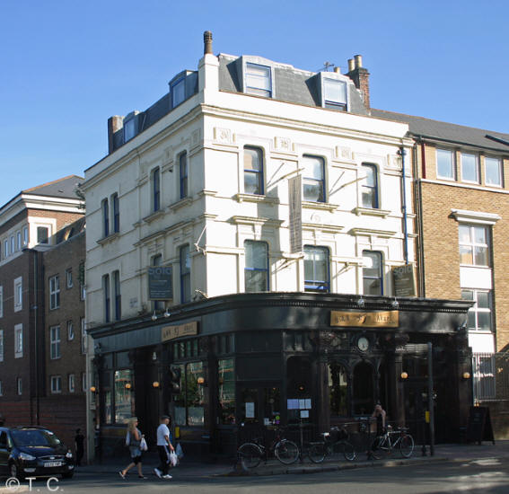 Three Brewers, 196 Essex Road, Islington, N1 - in May 2010