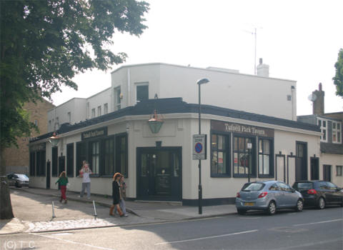 Tufnell Arms, 162 Tufnell Park Road, N7 - 13th June 2010