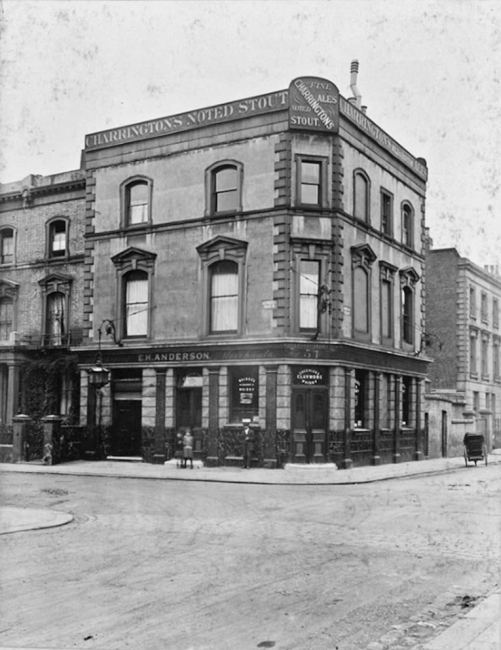 Abingdon Arms, 54 Abingdon Road, W8 - in 1919 with landlady Elizabeth H Anderson