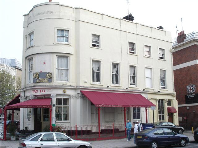 Hercules Tavern, 2 Kennington Road, SE1 - in April 2007
