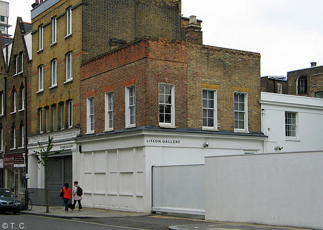 Golden Key, 19 Bell Street, NW1 - in June 2013