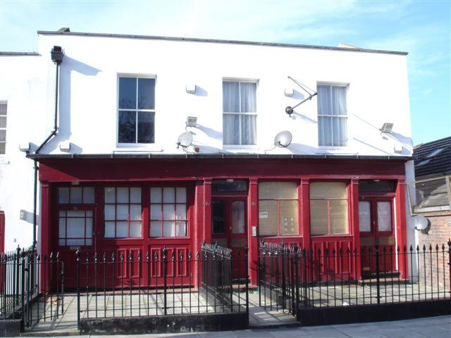 Exmouth Arms / Hollands, Exmouth Street - in December 2006