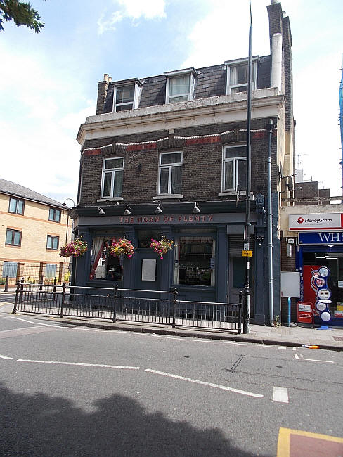 Horn of Plenty, 36 Globe Road E1 - in June 2018