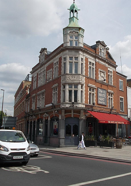 White Hart, 1 Mile End Road - in June 2018