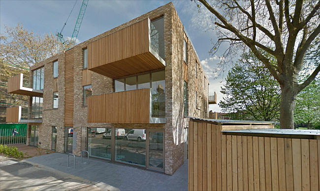 Crown, 115 & 117 Brandon Street, Walworth SE7 - in 2015