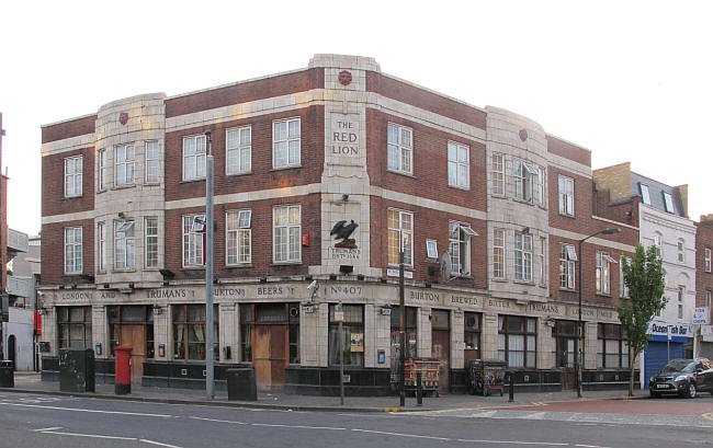 Red Lion, 407 Walworth Road SE17 - in 2014