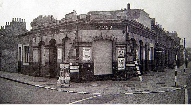 London Tavern, 393 Manchester Road, Poplar