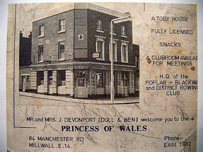 Princess of Wales, 84 Manchester Road, Poplar - Mrs & Mrs Devonport