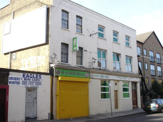 Robert Burns, 248-250 West Ferry Road, E14 - in September 2006