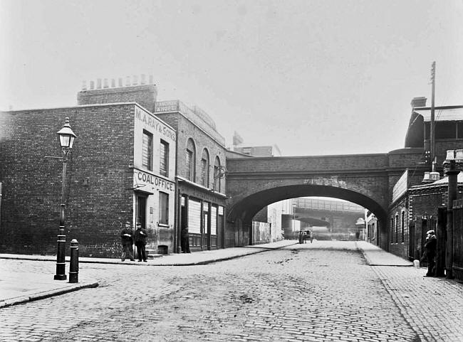Anchor & Hope, Horseferry Branch Road, Ratcliffe E14 - in 1906