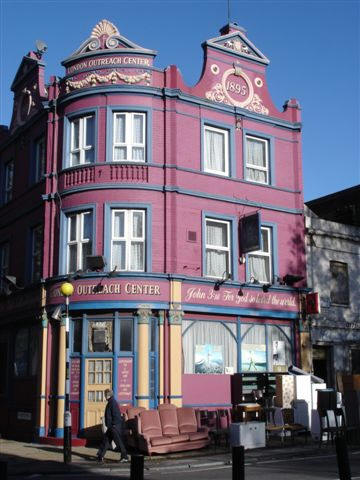 Crystal Tavern, 32 Rotherhithe New Road SE16 - in November 2006