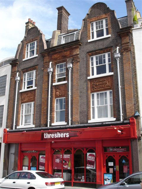 Three Suns, 61 Garnet Street, Wapping - in September 2006