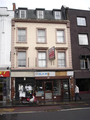 Dun Horse, 24 Kingsland Road - in November 2006