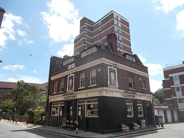 Gladstone Arms, 64 Lant Street, SE1 - in June 2019