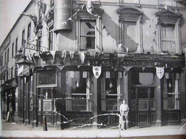 Kings Head, 96 Newington Causeway, Southwark - circa 1930s