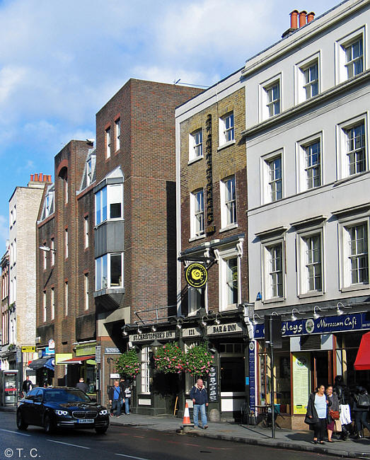 Grapes, 121 Borough High Street, SE1 - in October 2014