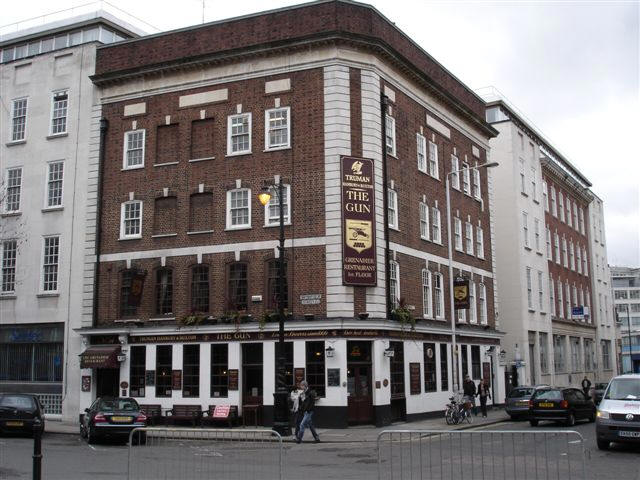 Gun, 31 Brushfield Street, E1 - in April 2006
