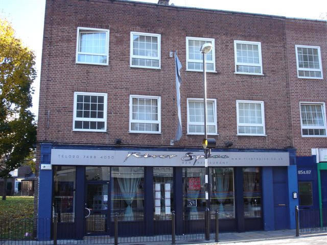 Three Swedish Crowns, 83 Wapping Lane - in November 2006