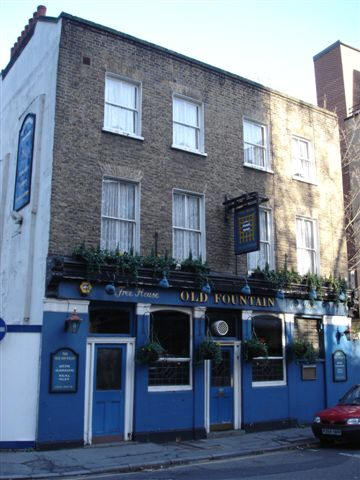 Old Fountain, 3 Baldwin Street EC1 - in December 2006