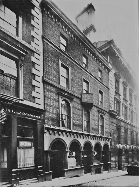 The Blue Anchor Tavern, St Mary At Hill destroyed in air raids towards the end of 1940