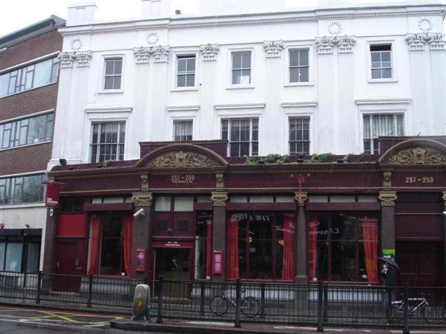 Bell, 259 Pentonville Road, N1 - in May 2007