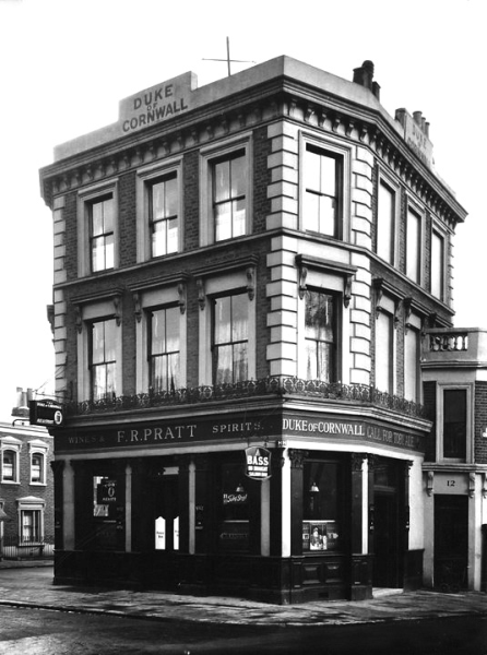 Duke of Cornwall, 11 Lismore Circus, Haverstock Hill - circa 1930 with landlord F R Pratt