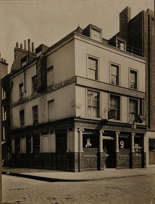 Marquis of Granby, 2 Rathbone Street, W1