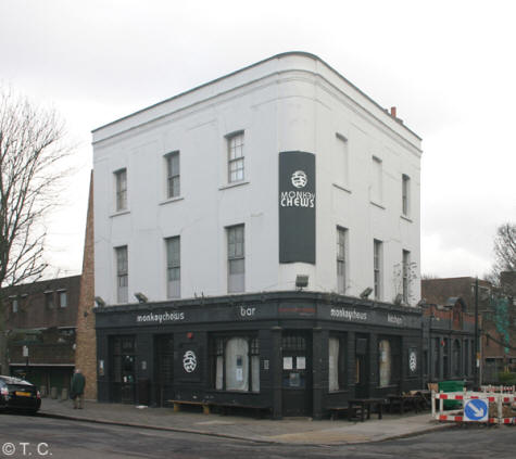 Queen's Arms, 2 Queen's Crescent, NW5 -  January 2010