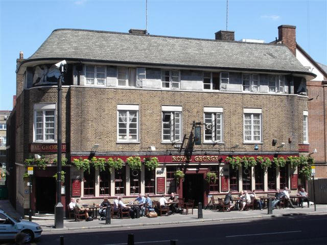 Royal George, 8-14 Eversholt Street, NW1 - in May 2007