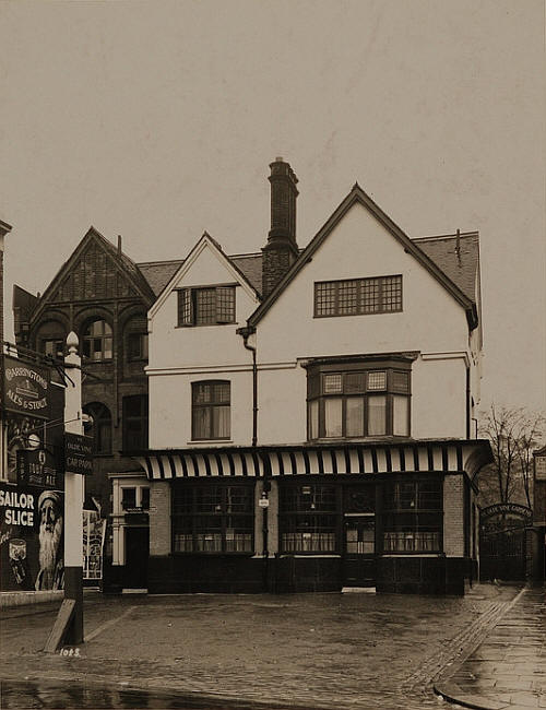 Vine, 86 Highgate Road NW5