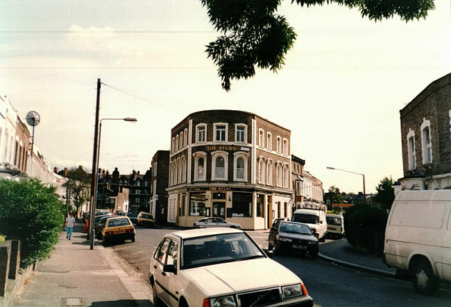 The Atlas, 25 Winston Road, Stoke Newington - in 1995