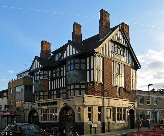 Royal Oak, 43 Green Lanes, N16 - in September 2013