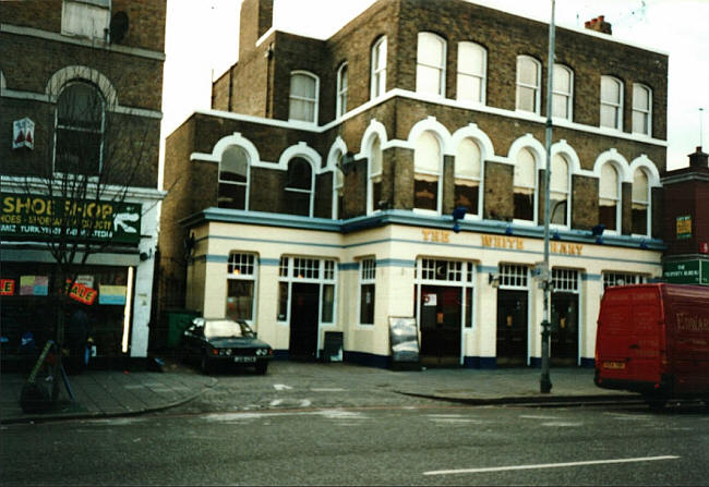 White Hart, 69 High Street - in 2005