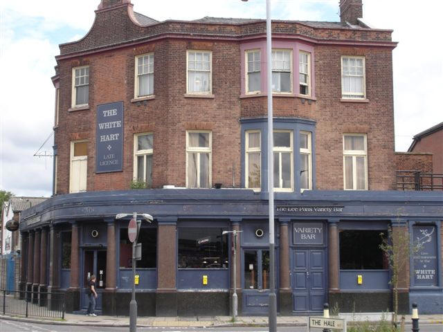 White Hart, 51 Tottenham Hale, N17 - in July 2007