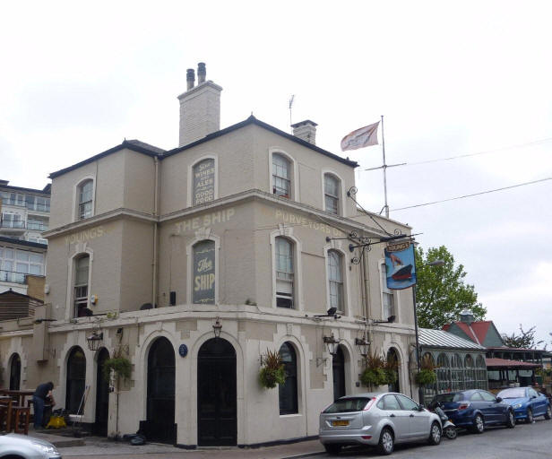 Ship, 41 Jews Row, Wandsworth - in June 2010
