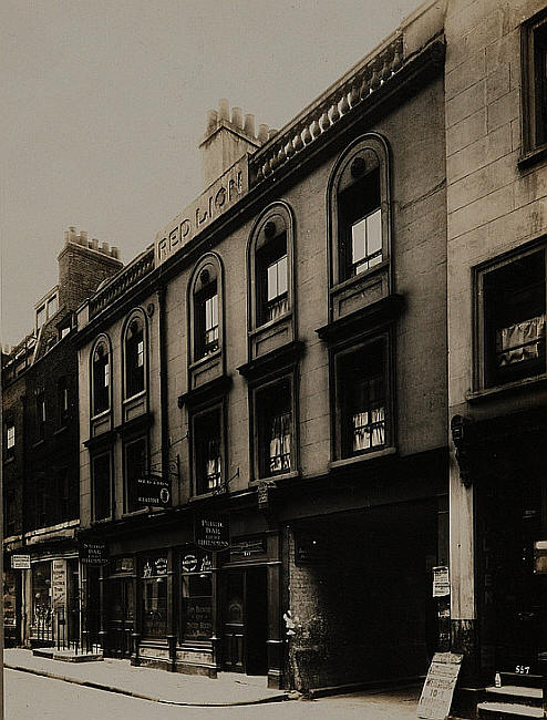 Red Lion, 22 D'Arblay Street, St James, Westminster W1