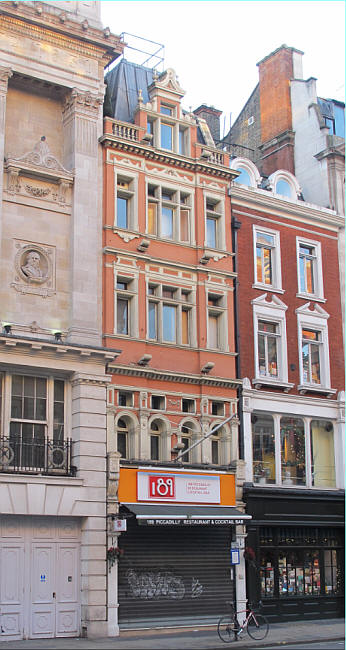 Ex Yorker, 189 Piccadilly, Westminster W1, now closed - in 2018