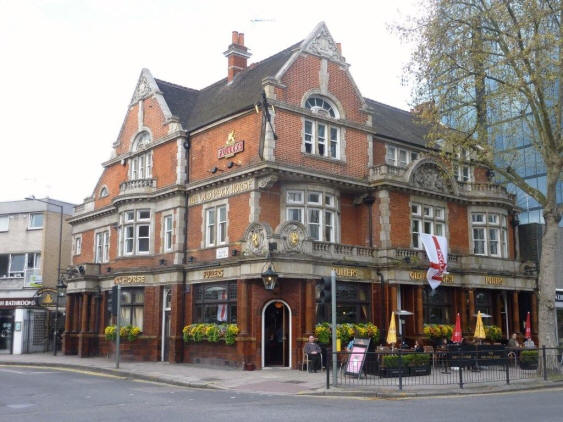 Old Pack Horse, 434 High Street, Chiswick, W4 - in April 2010