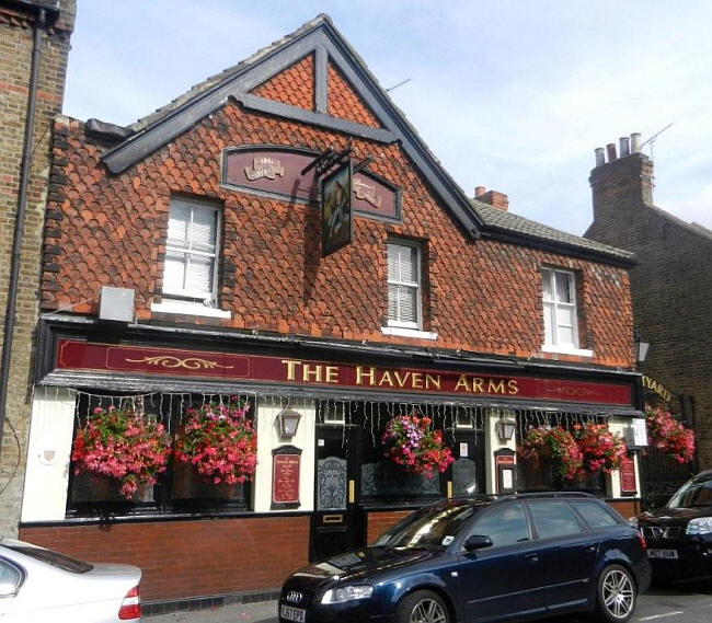 Haven Arms, 33 Haven Lane, Ealing, W5 - in August 2011