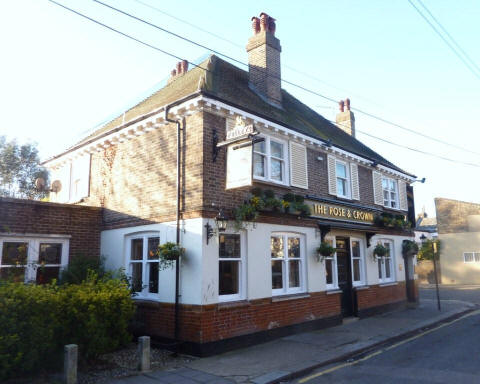 Rose & Crown, Church Place, Ealing, W5 - in January 2010