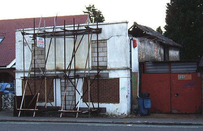 William IV, Staines Road, Bedfont (just prior to demolition)